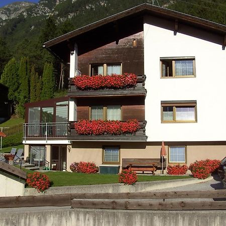 Pension Jaeger Trins Exterior photo